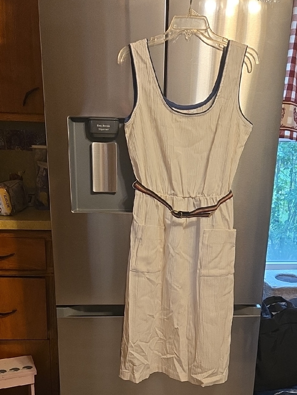 VINTAGE, 60's - 70's Women’s Size 16,  Cream Sleeveless Midi Dress with Belt